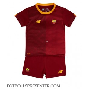 AS Roma Hemmatröja Barn 2022-23 Kortärmad (+ korta byxor)